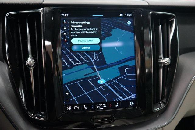 Photo of 2022 Onyx Black Metallic Volvo XC60 Recharge Plug-In Hybrid