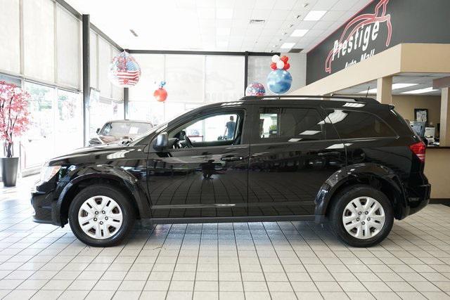 Photo of 2020 Pitch Black Clearcoat Dodge Journey