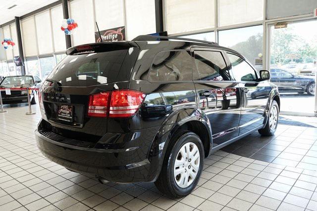 Photo of 2020 Pitch Black Clearcoat Dodge Journey