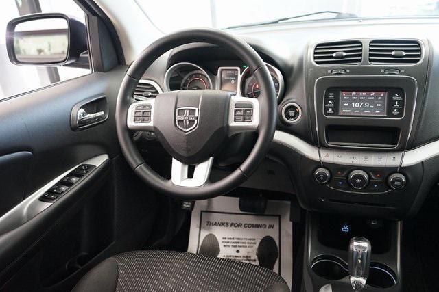 Photo of 2020 Pitch Black Clearcoat Dodge Journey