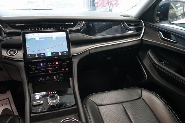 Photo of 2023 Bright White Clearcoat Jeep Grand Cherokee 4xe