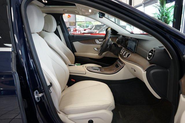 Photo of 2021 Lunar Blue Metallic Mercedes-Benz E-Class