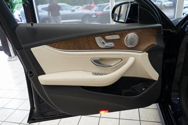 Photo of 2021 Lunar Blue Metallic Mercedes-Benz E-Class