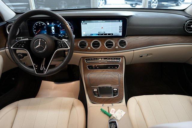 Photo of 2021 Lunar Blue Metallic Mercedes-Benz E-Class