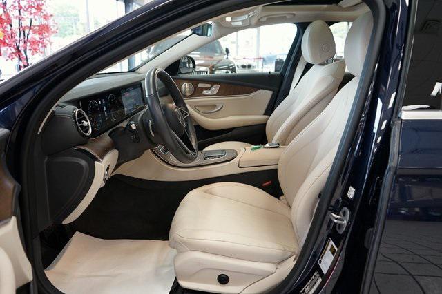 Photo of 2021 Lunar Blue Metallic Mercedes-Benz E-Class