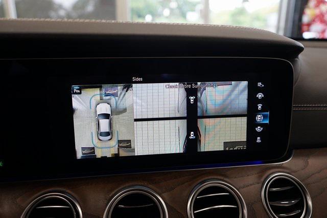 Photo of 2021 Lunar Blue Metallic Mercedes-Benz E-Class