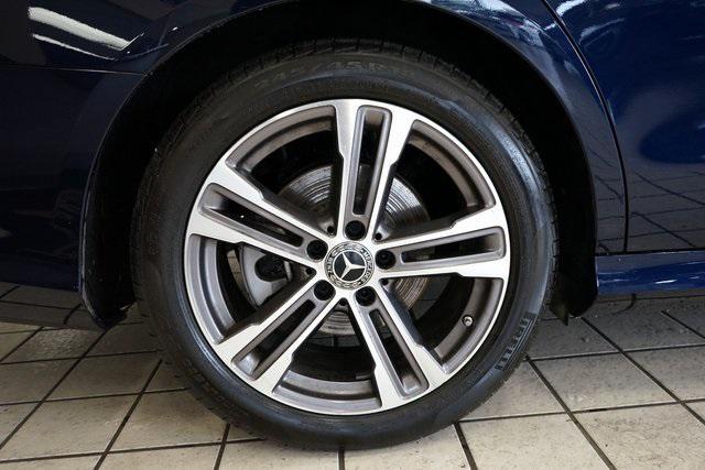 Photo of 2021 Lunar Blue Metallic Mercedes-Benz E-Class
