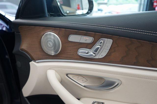 Photo of 2021 Lunar Blue Metallic Mercedes-Benz E-Class