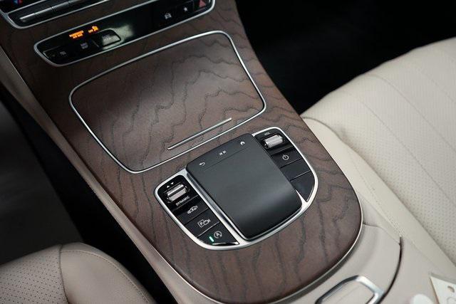 Photo of 2021 Lunar Blue Metallic Mercedes-Benz E-Class