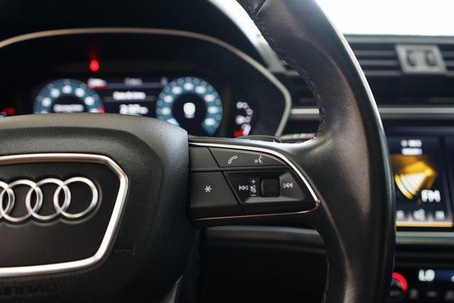 Photo of 2023 Ibis White Audi Q3