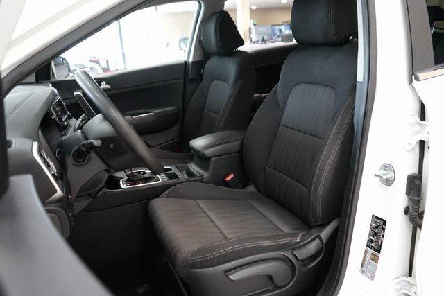 Photo of 2019 Clear White Kia Sportage