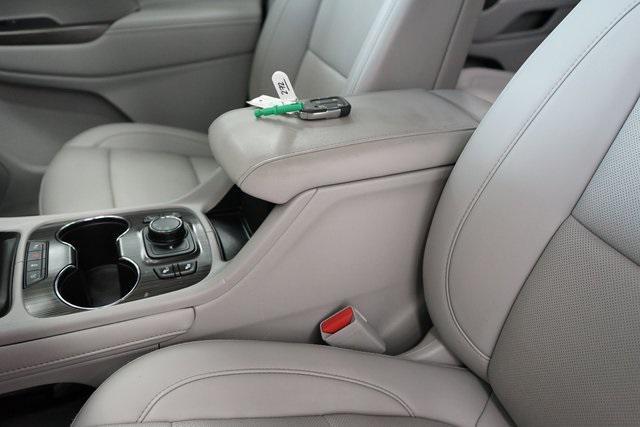 Photo of 2022 Ebony Twilight Metallic GMC Acadia