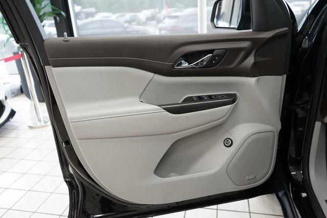 Photo of 2022 Ebony Twilight Metallic GMC Acadia