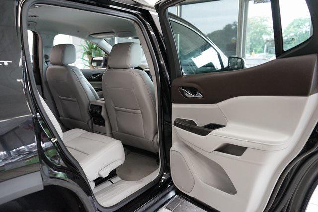 Photo of 2022 Ebony Twilight Metallic GMC Acadia