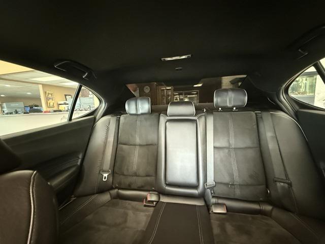 Photo of 2019 Crystal Black Pearl Acura TLX