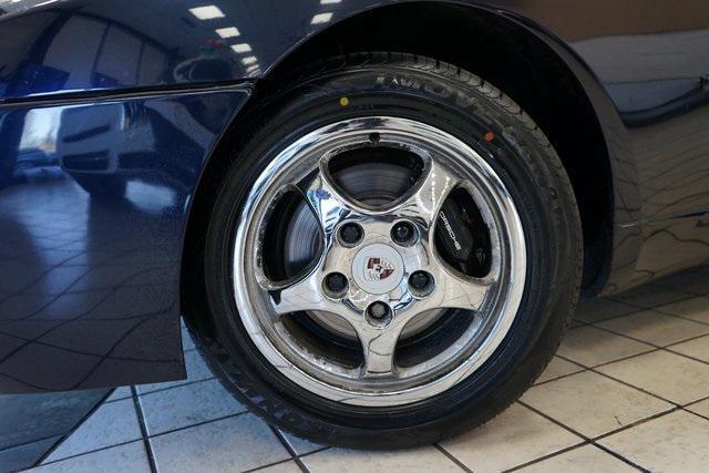 Photo of 1994 Blue Porsche 968
