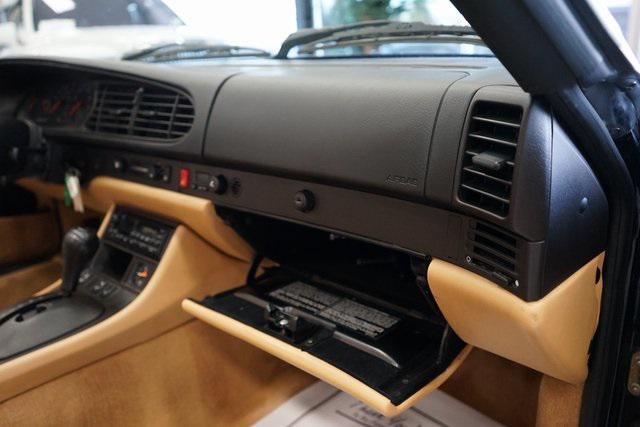 Photo of 1994 Blue Porsche 968