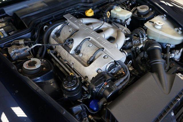 Photo of 1994 Blue Porsche 968