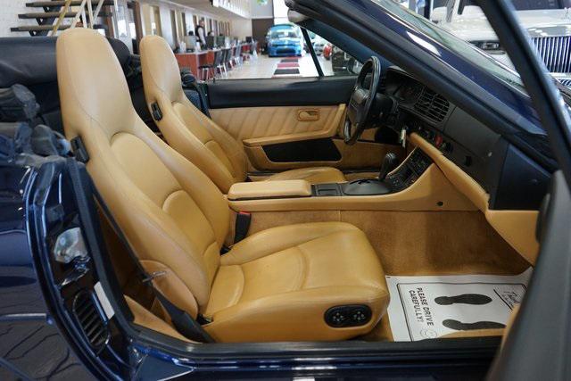 Photo of 1994 Blue Porsche 968