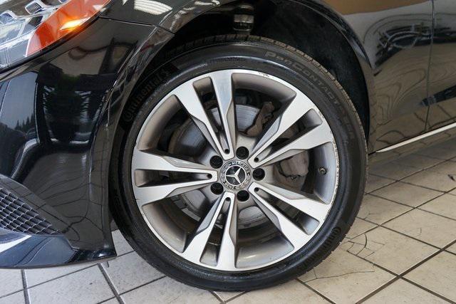 Photo of 2019 Black Mercedes-Benz C-Class