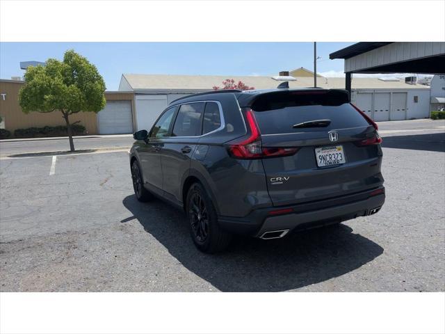 Photo of 2024 Meteorite Metallic Honda CR-V Hybrid