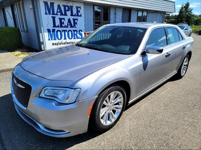 2017 Chrysler 300C