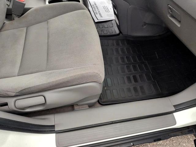 Photo of 2011 Taffeta White Honda CR-V