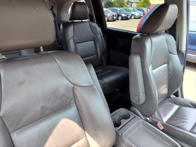 Photo of 2013 Charcoal Honda Odyssey