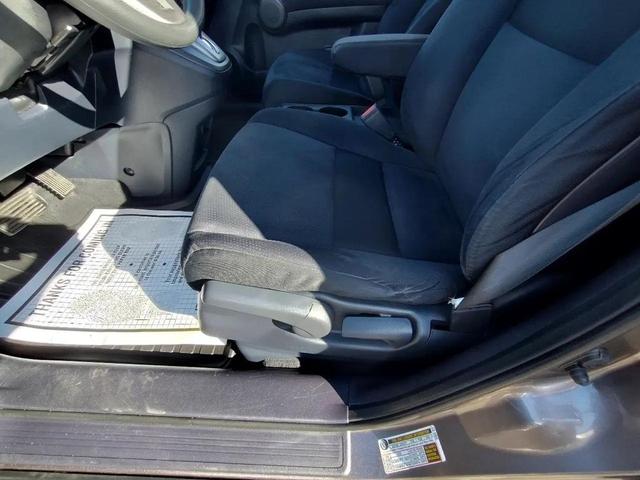 Photo of 2011 URBAN BROWN Honda CR-V