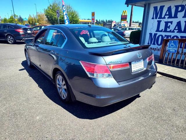 Photo of 2012 Alabaster Silver Metallic Honda Accord