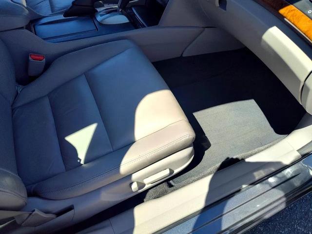 Photo of 2012 Alabaster Silver Metallic Honda Accord