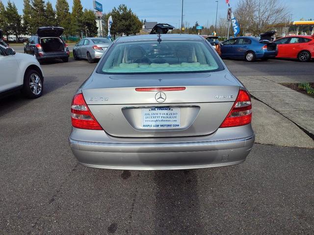Photo of 2006 Gold Mercedes-Benz E-Class