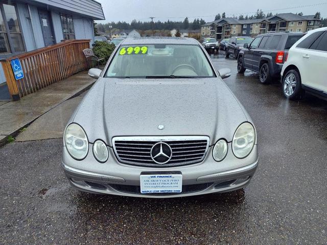 Photo of 2006 Gold Mercedes-Benz E-Class