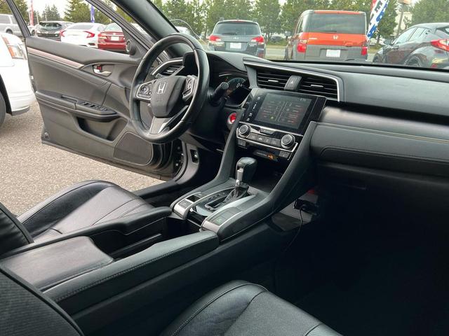 Photo of 2016 FLAT BALCK Honda Civic