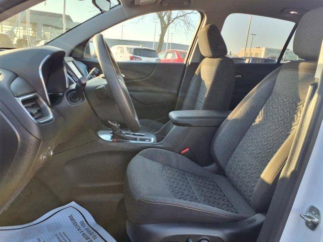 Photo of 2022 Summit White Chevrolet Equinox