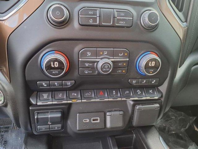 Photo of 2022 Silver Ice Metallic Chevrolet Silverado 2500