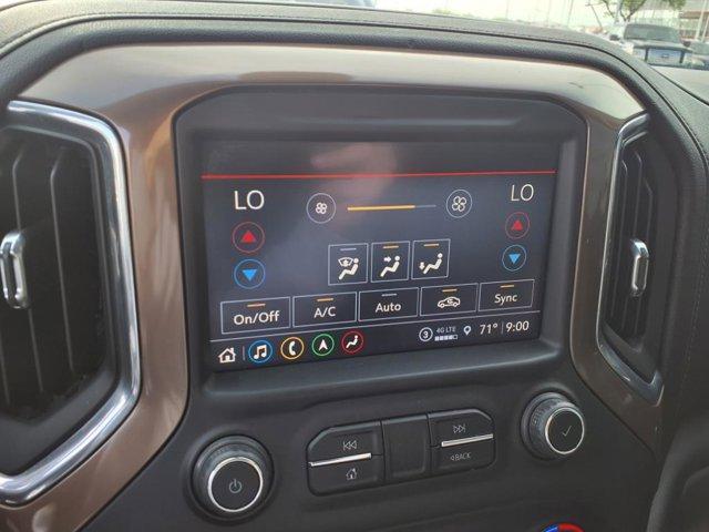 Photo of 2022 Silver Ice Metallic Chevrolet Silverado 2500