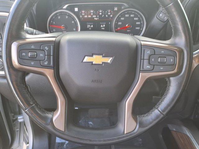 Photo of 2022 Silver Ice Metallic Chevrolet Silverado 2500