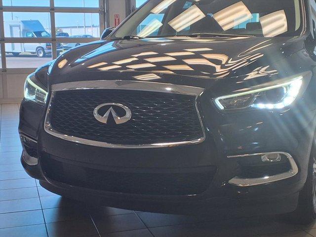Photo of 2019 Black Obsidian INFINITI QX60