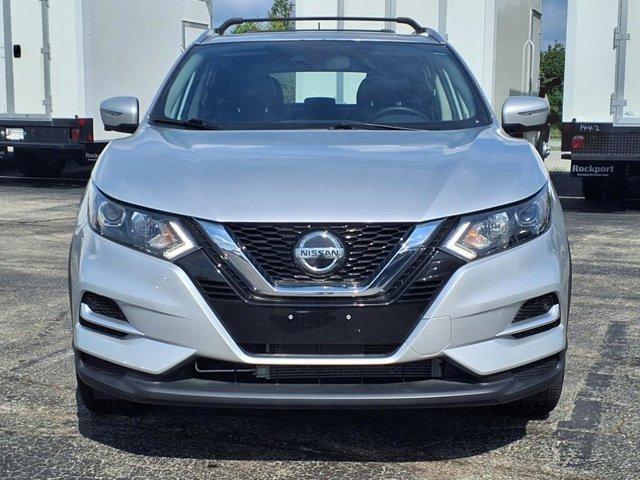Photo of 2022 Brilliant Silver Metallic Nissan Rogue Sport