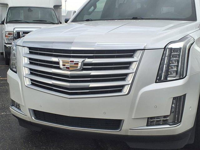 Photo of 2017 Crystal White Tri-Coat Cadillac Escalade ESV