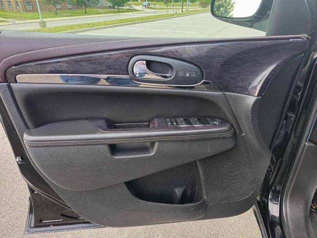 Photo of 2017 Ebony Twilight Metallic Buick Enclave