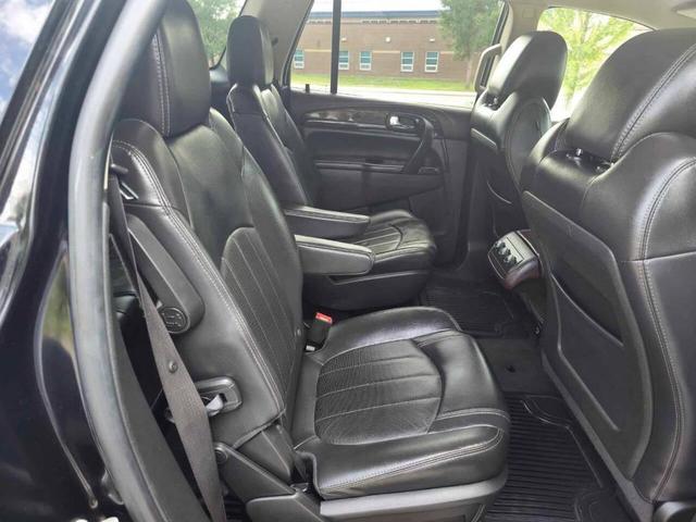 Photo of 2017 Ebony Twilight Metallic Buick Enclave