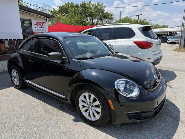 Photo of 2015 Black Uni Volkswagen Beetle