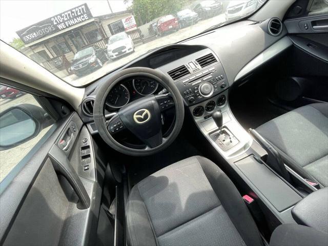 Photo of 2011 Graphite Mica Mazda Mazda3