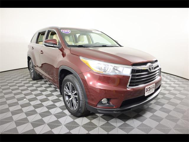 2016 Toyota Highlander