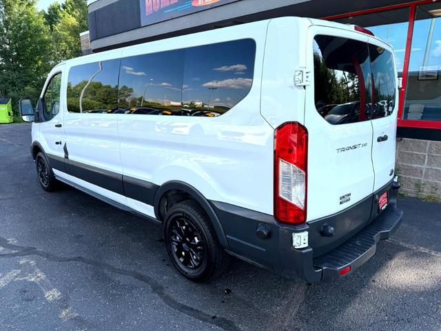 Photo of 2018 White Ford Transit-350