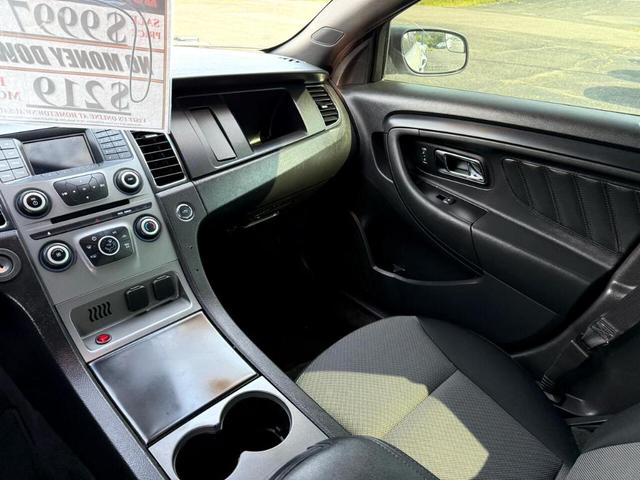 Photo of 2014 White Ford Sedan Police Interceptor