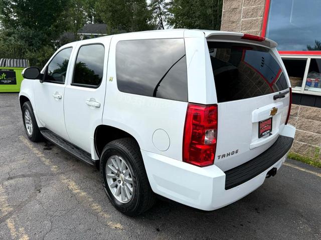 Photo of 2012 White Chevrolet Tahoe Hybrid