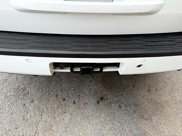 Photo of 2012 White Chevrolet Tahoe Hybrid
